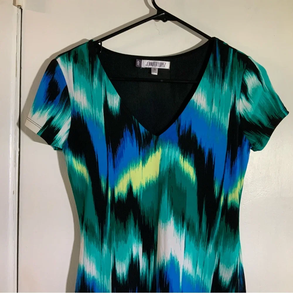 J-Lo Zig Zag Colorful Bodycon Cap Sleeve Mini Dress SZ XS - Picture 2 of 11